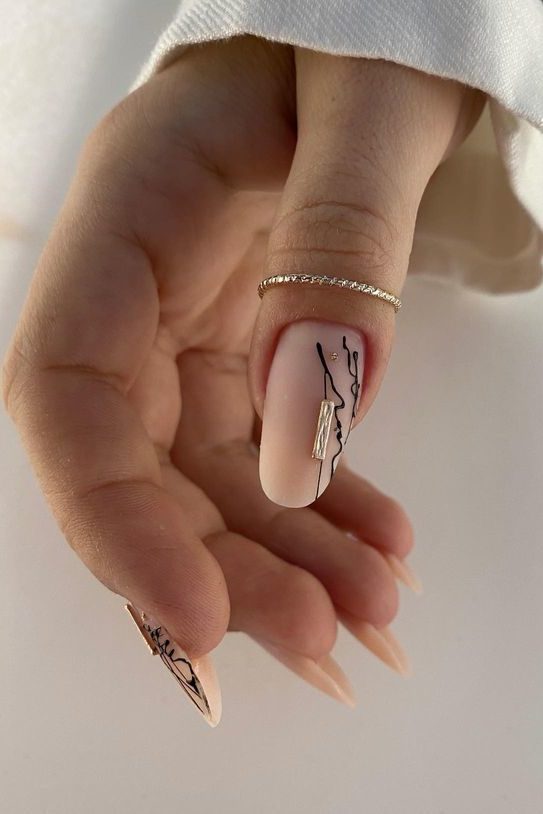 Signature Nails Design