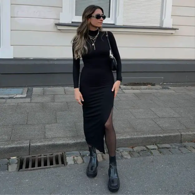 All Black Turtleneck Outfit