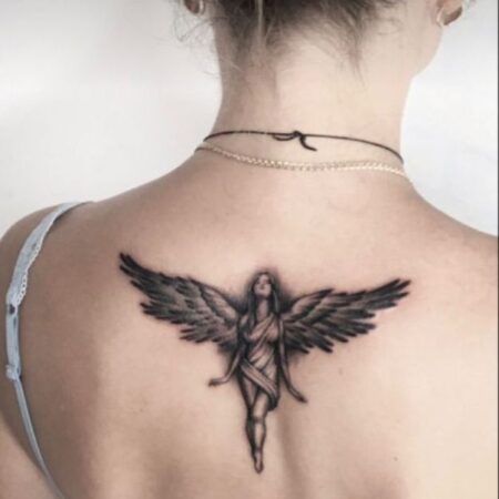 16 Sexy Back Tattoo Ideas For Women