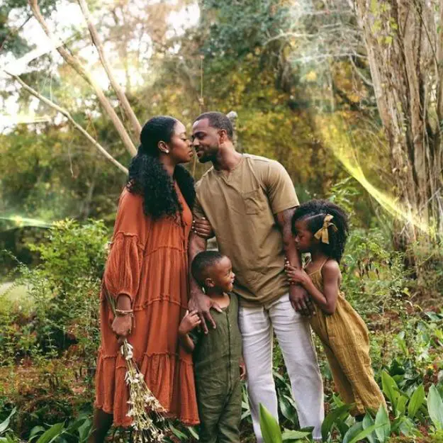 Spring Family Picture Outfits