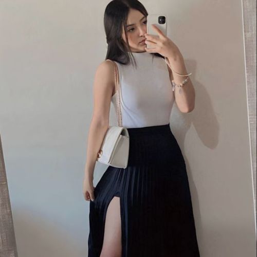 Black Skirt Outfit Summer