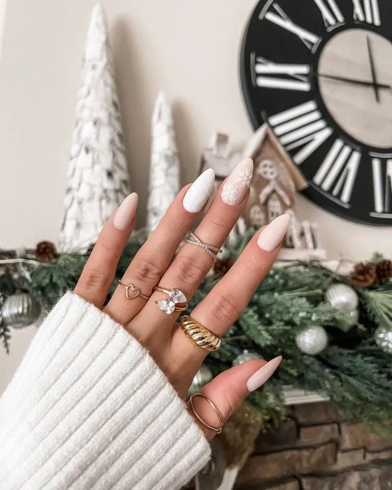 White snowflake nails