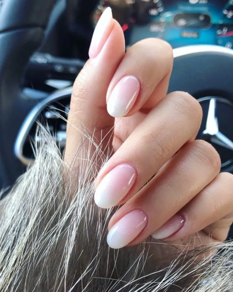 Soft Pink Ombré Winter Nails