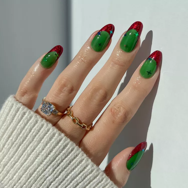 Merry Mani Christmas Nail