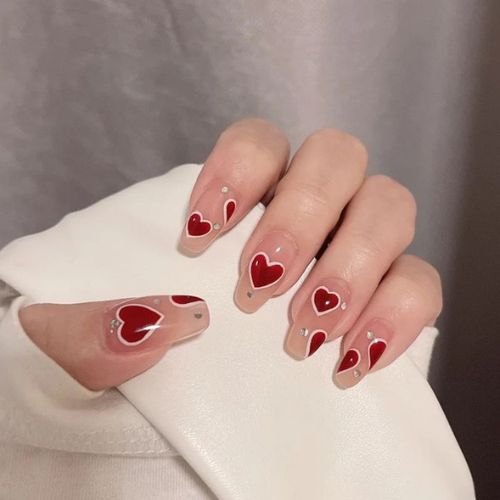 Valentines heart balloon nails